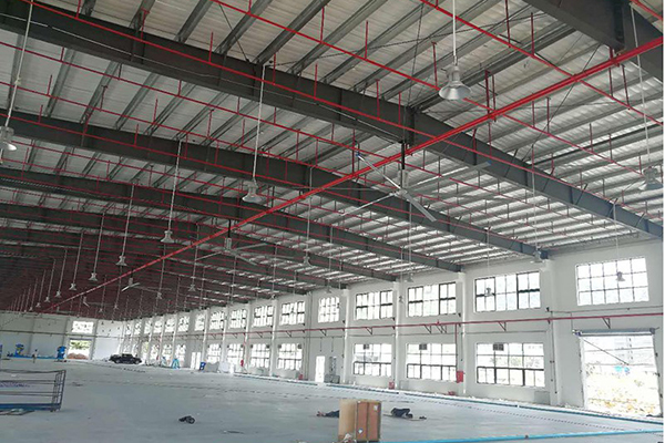 大型倉庫降溫方案環(huán)保空調(diào)+大風(fēng)扇